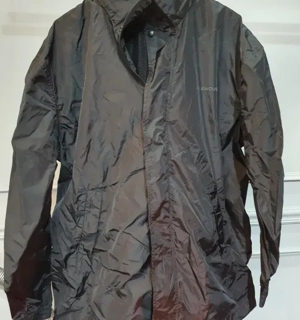 Balenciaga black windbreaker jacket L