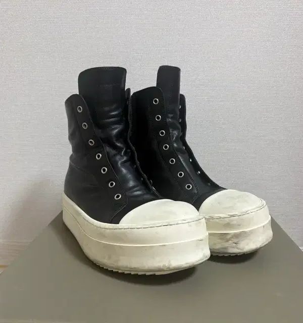 Rick Owens Ramones Mega Bumper 41